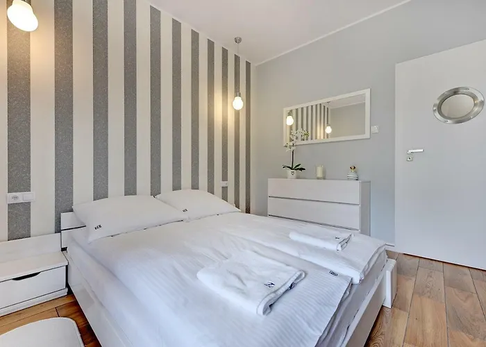 The Courtyard By Nadmorski Dwor 그단스크